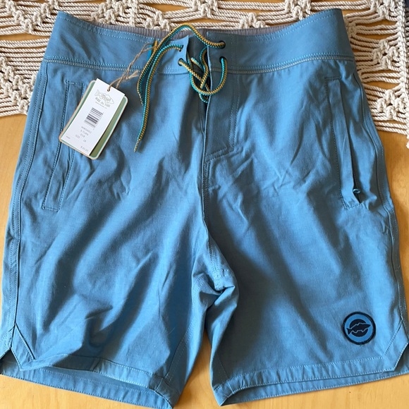 Men’s board shorts from Marsh Wear - Picture 1 of 3